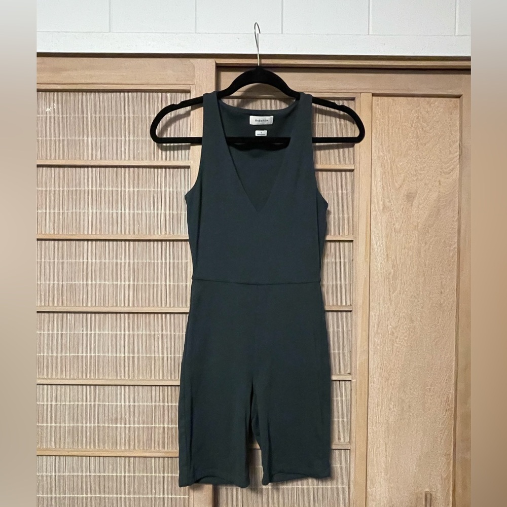 Aritzia - Babaton - Contour V Neck Romper in Scarab
